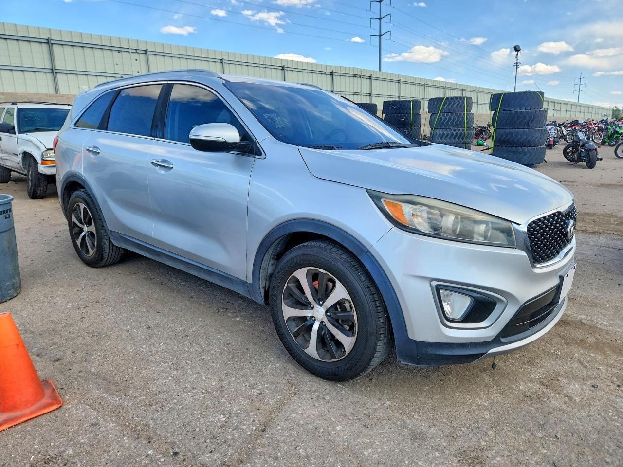 2016 KIA SORENTO