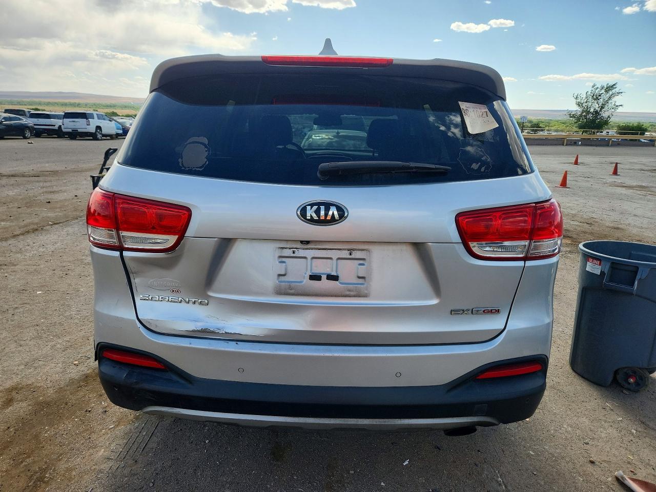 2016 KIA SORENTO
