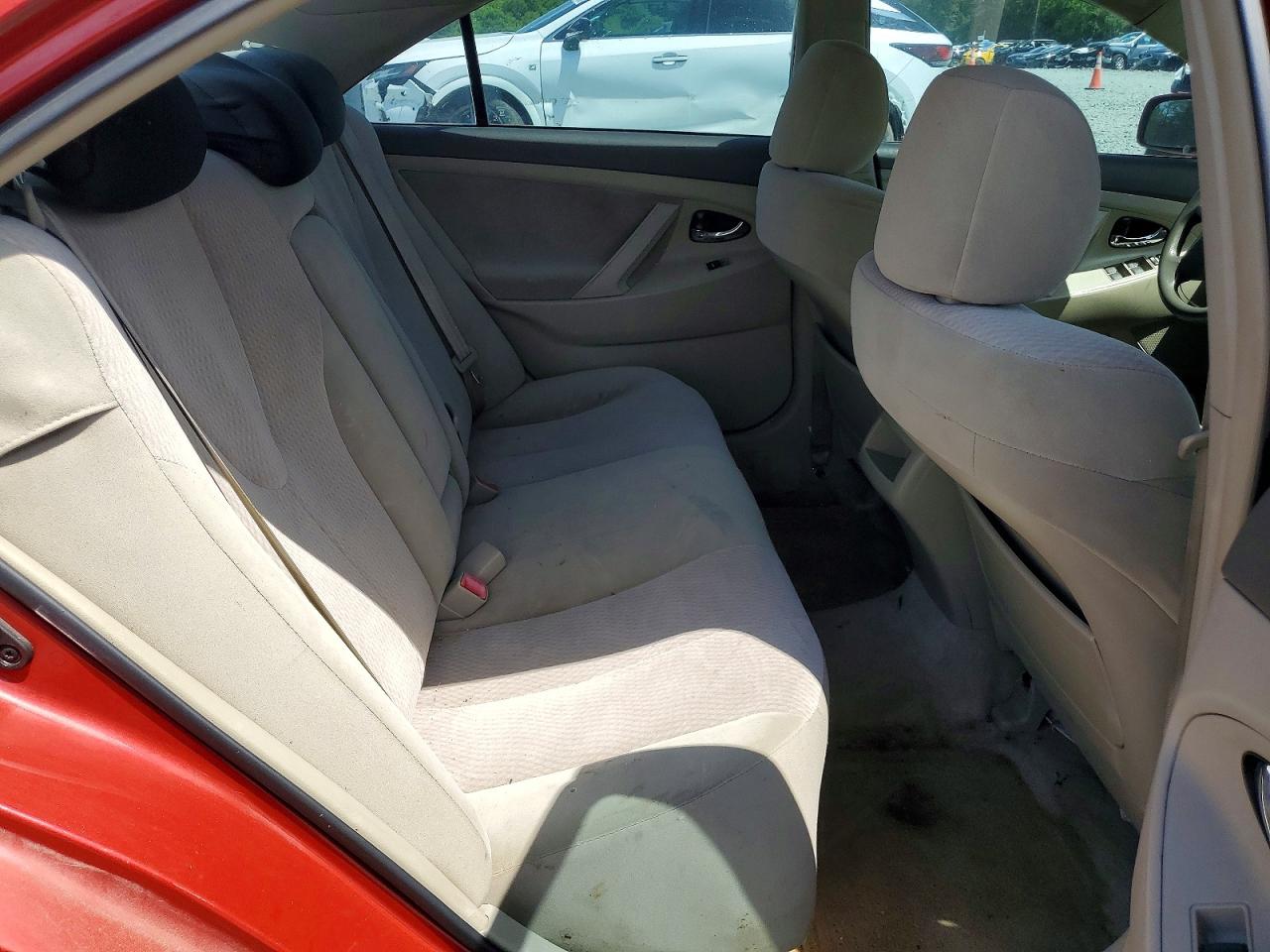 2010 TOYOTA CAMRY