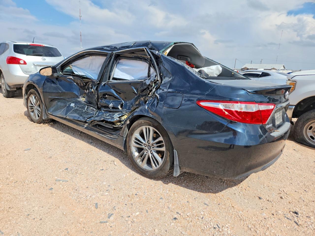 2017 TOYOTA CAMRY