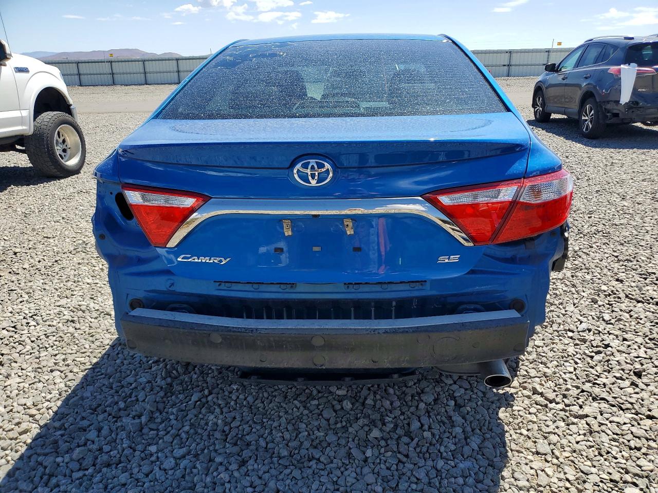 2017 TOYOTA CAMRY