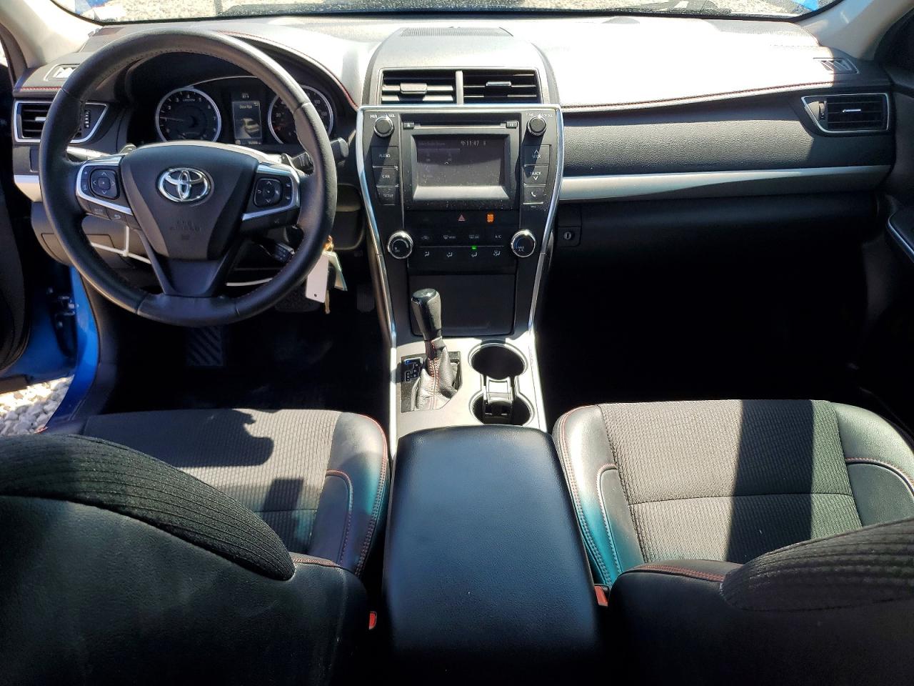 2017 TOYOTA CAMRY