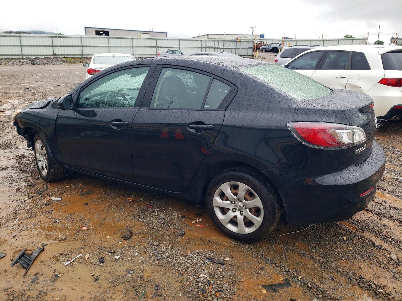2013 MAZDA 3