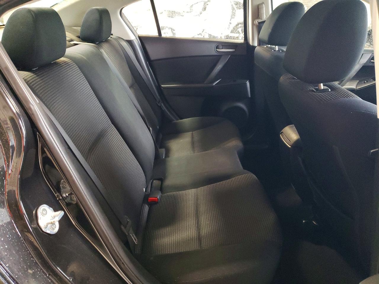 2013 MAZDA 3