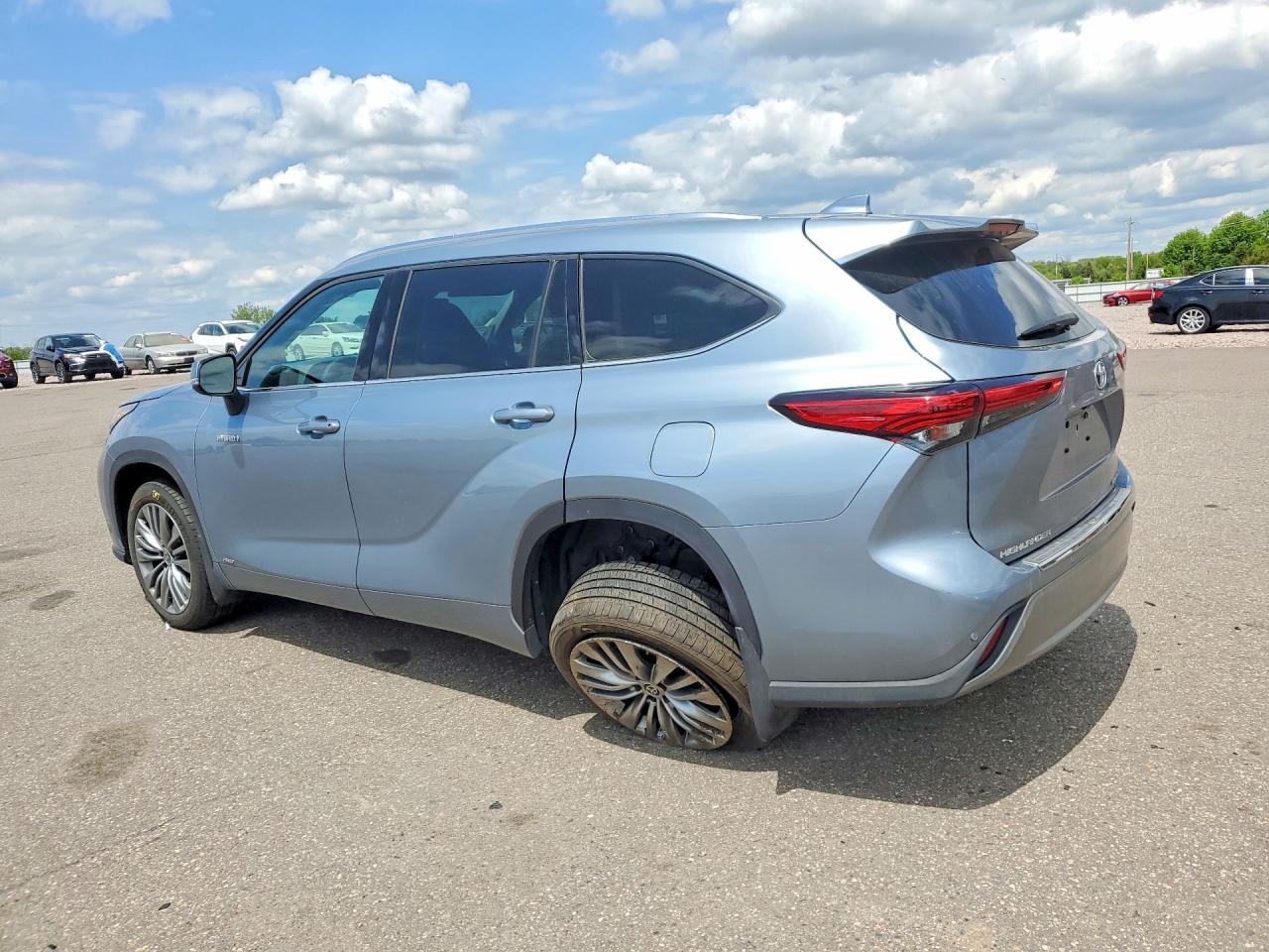 2021 TOYOTA HIGHLANDER