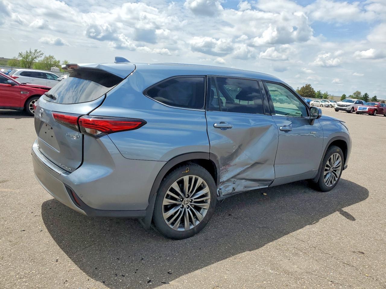 2021 TOYOTA HIGHLANDER