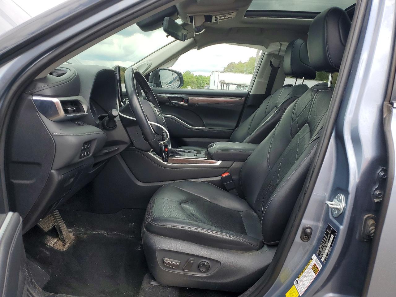 2021 TOYOTA HIGHLANDER