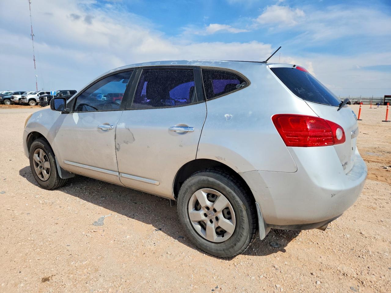 2014 NISSAN ROGUE