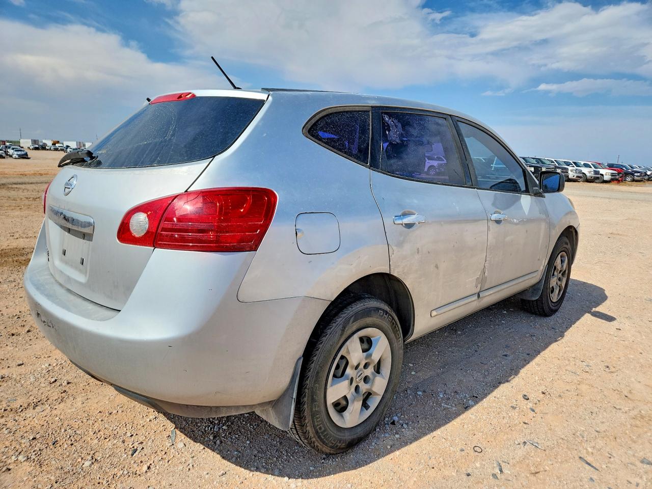 2014 NISSAN ROGUE