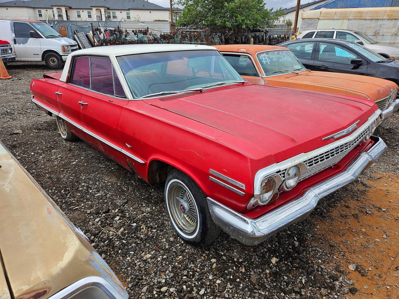 1963 CHEVROLET IMPALA