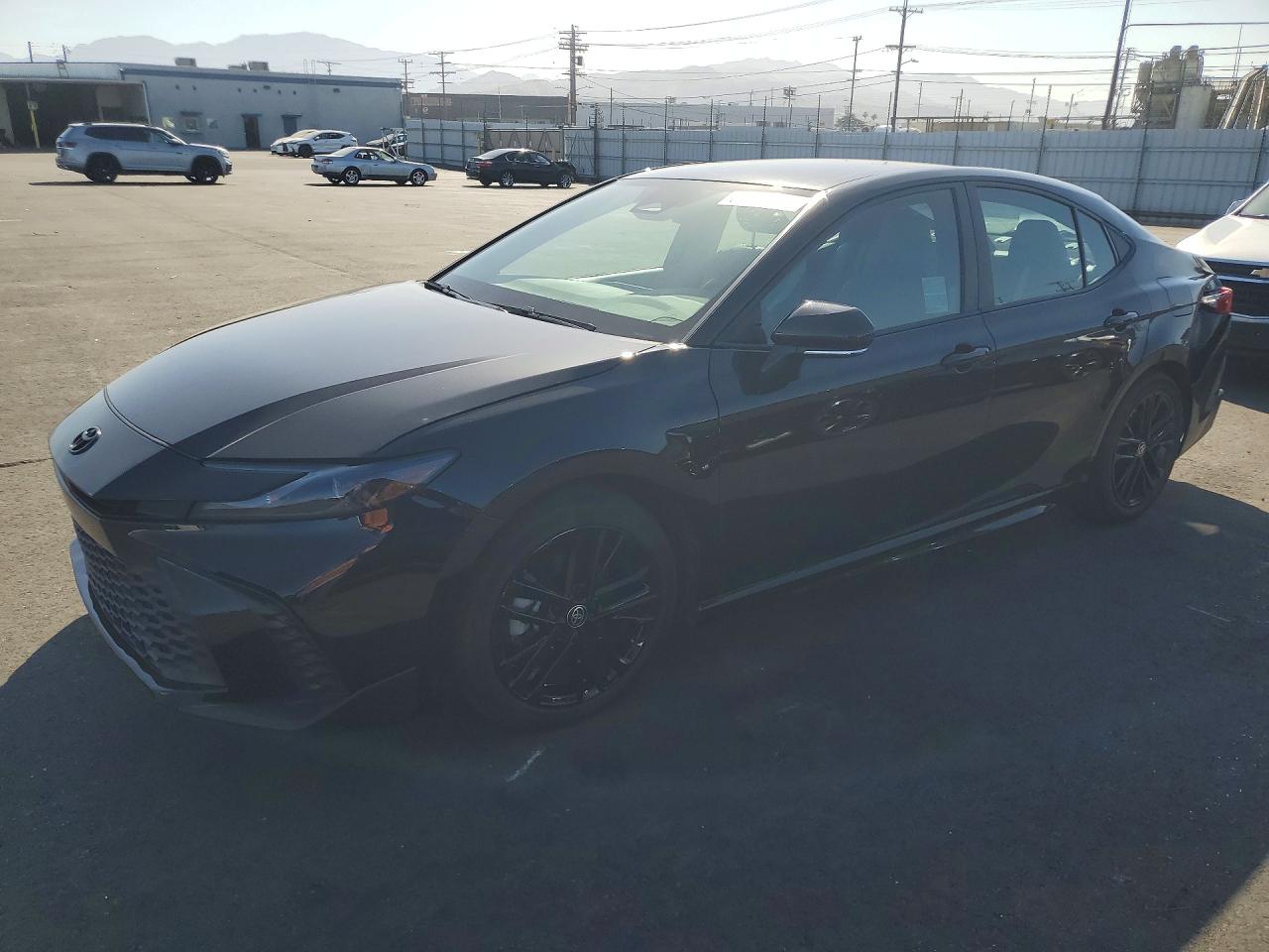2025 TOYOTA CAMRY