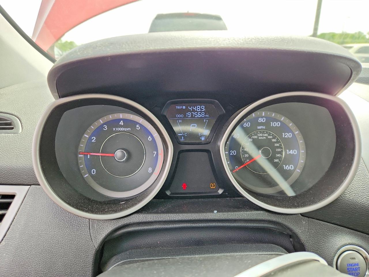 2013 HYUNDAI ELANTRA
