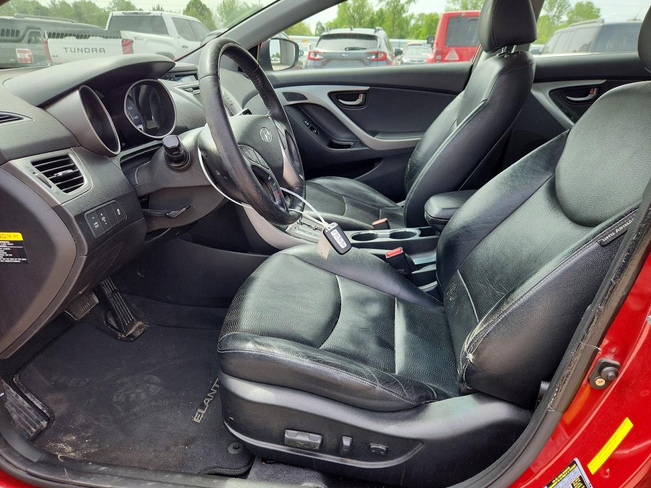 2013 HYUNDAI ELANTRA