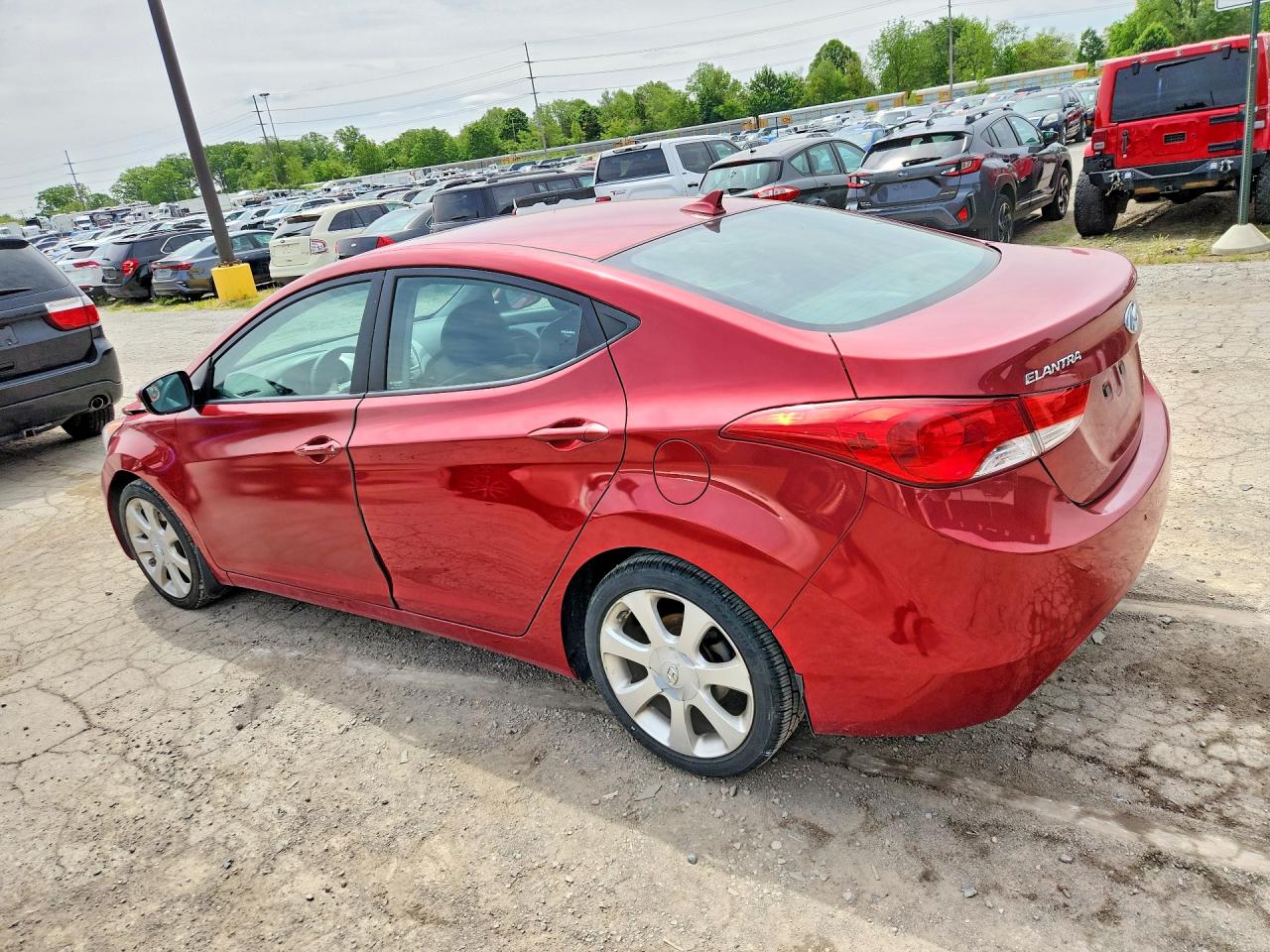 2013 HYUNDAI ELANTRA