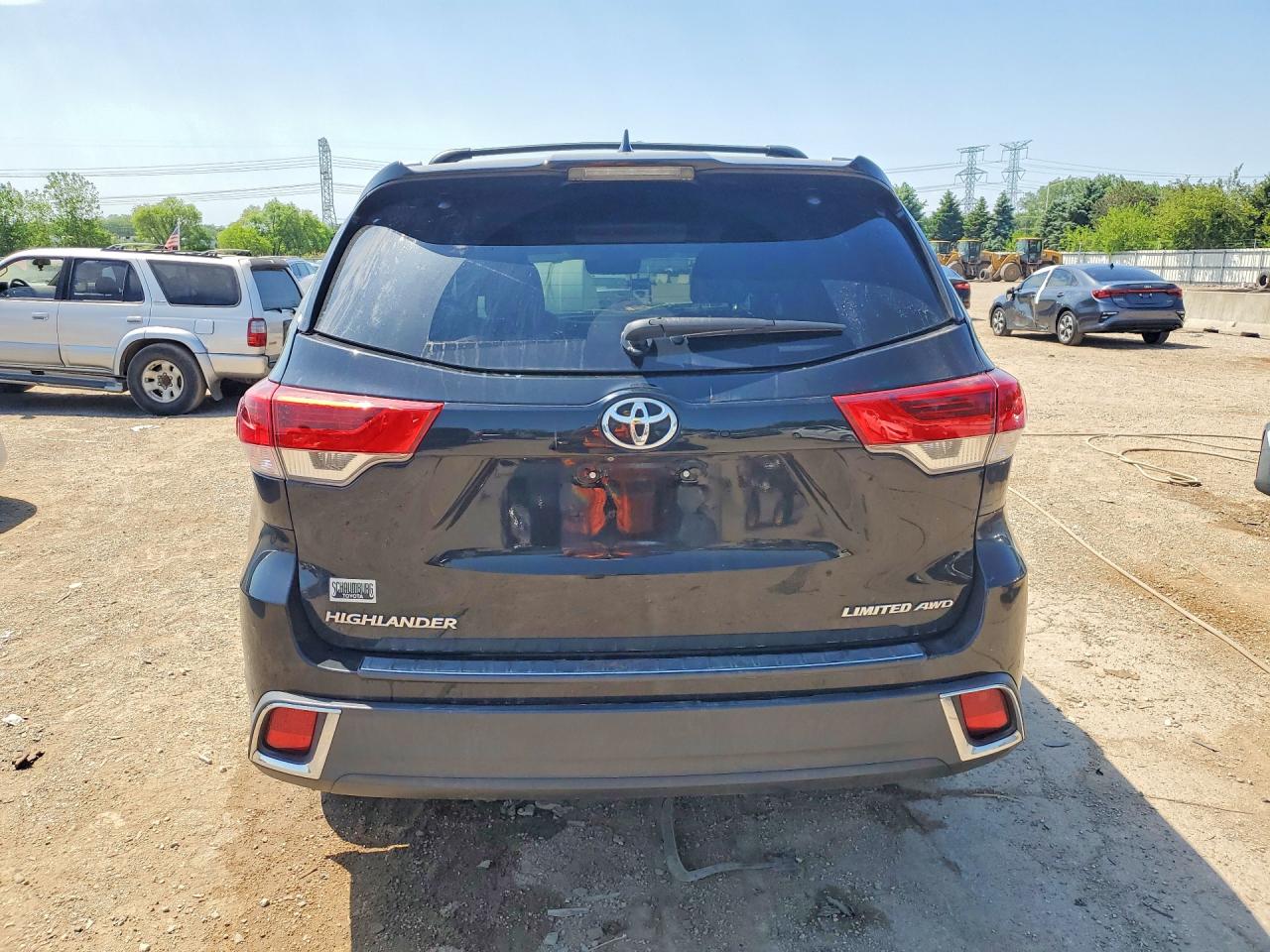 2019 TOYOTA HIGHLANDER