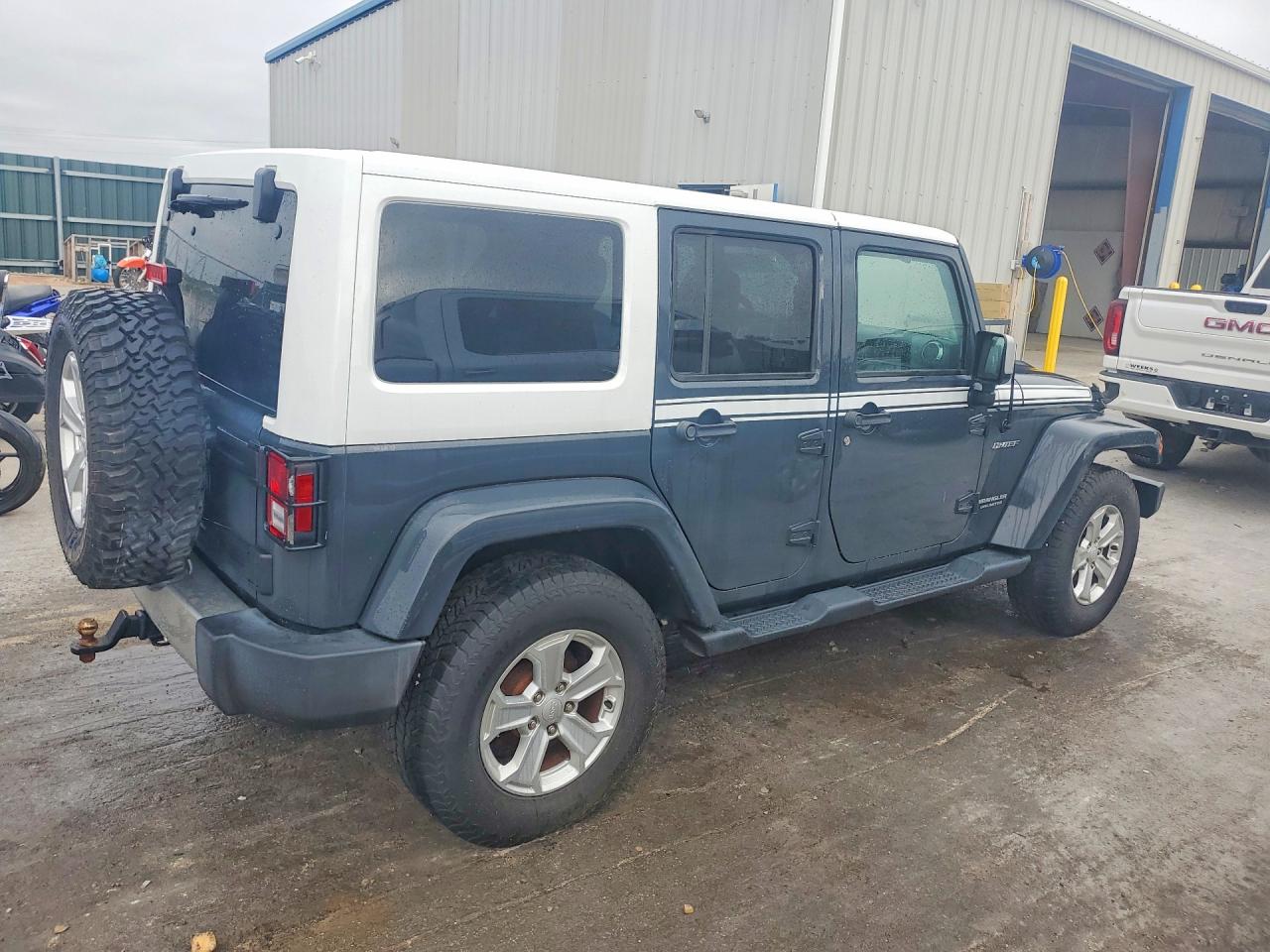 2017 JEEP WRANGLER