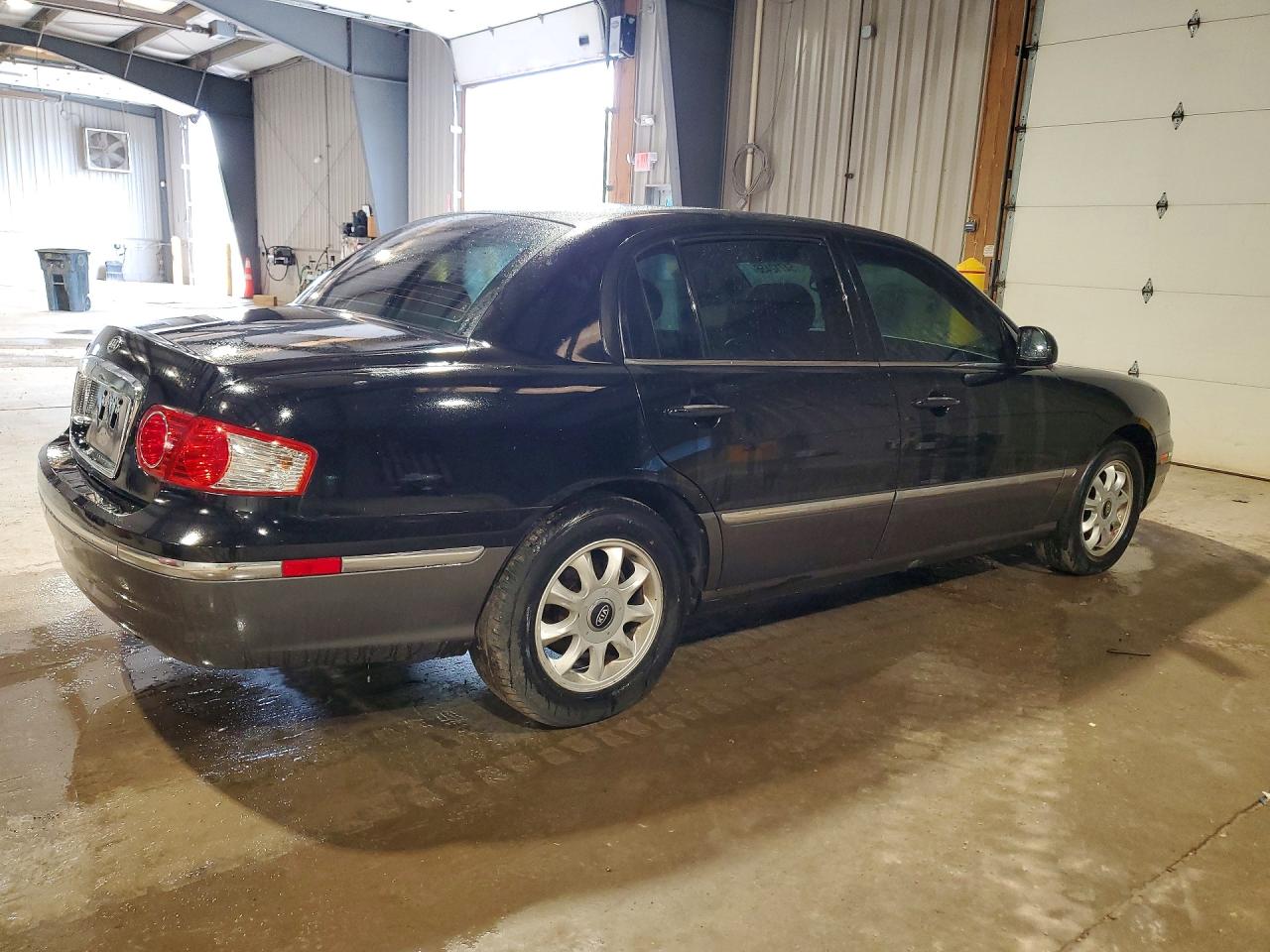 2005 KIA AMANTI