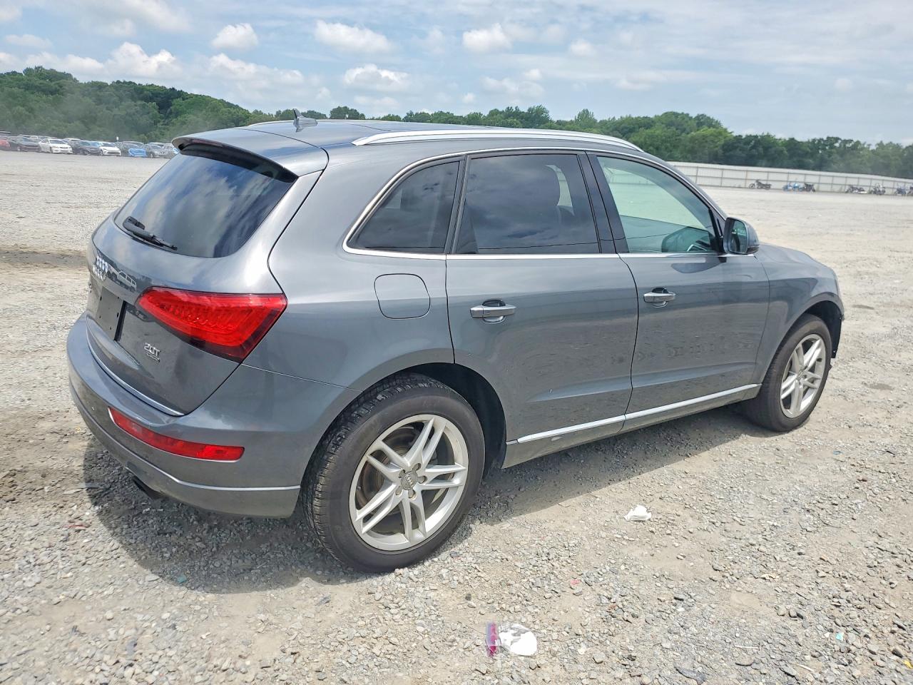 2015 AUDI Q5