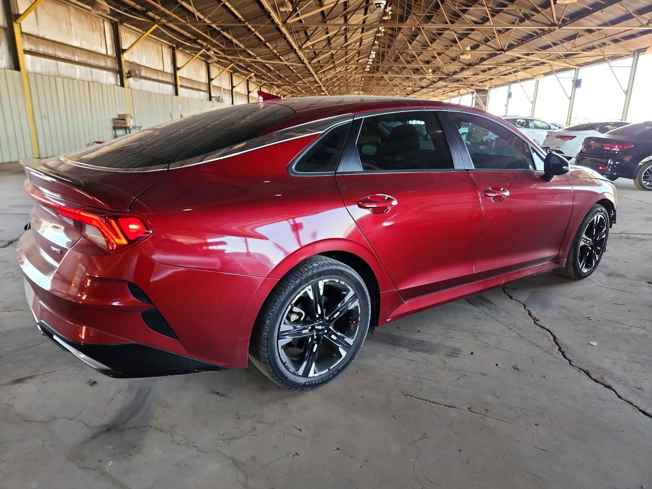 2022 KIA K5