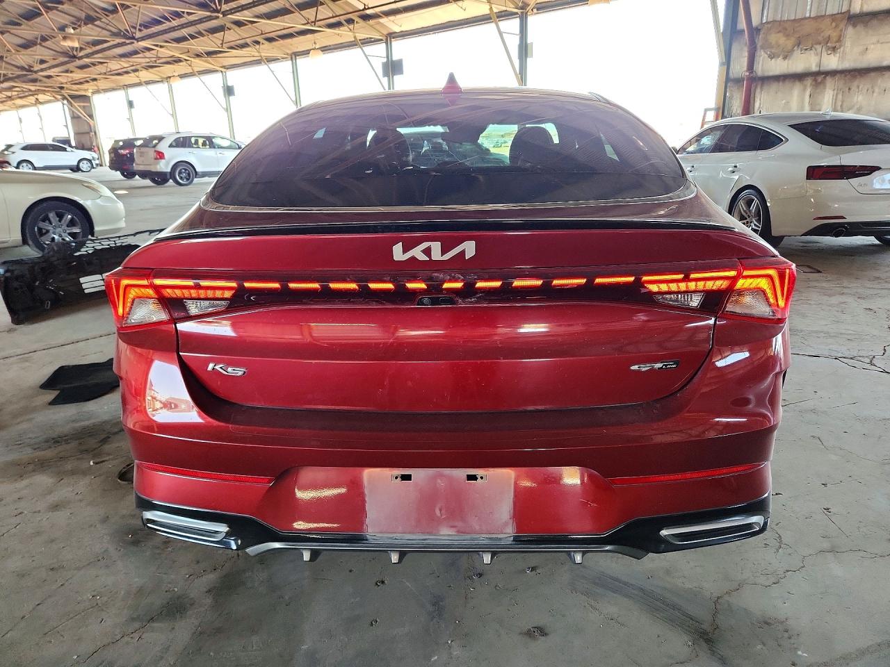 2022 KIA K5
