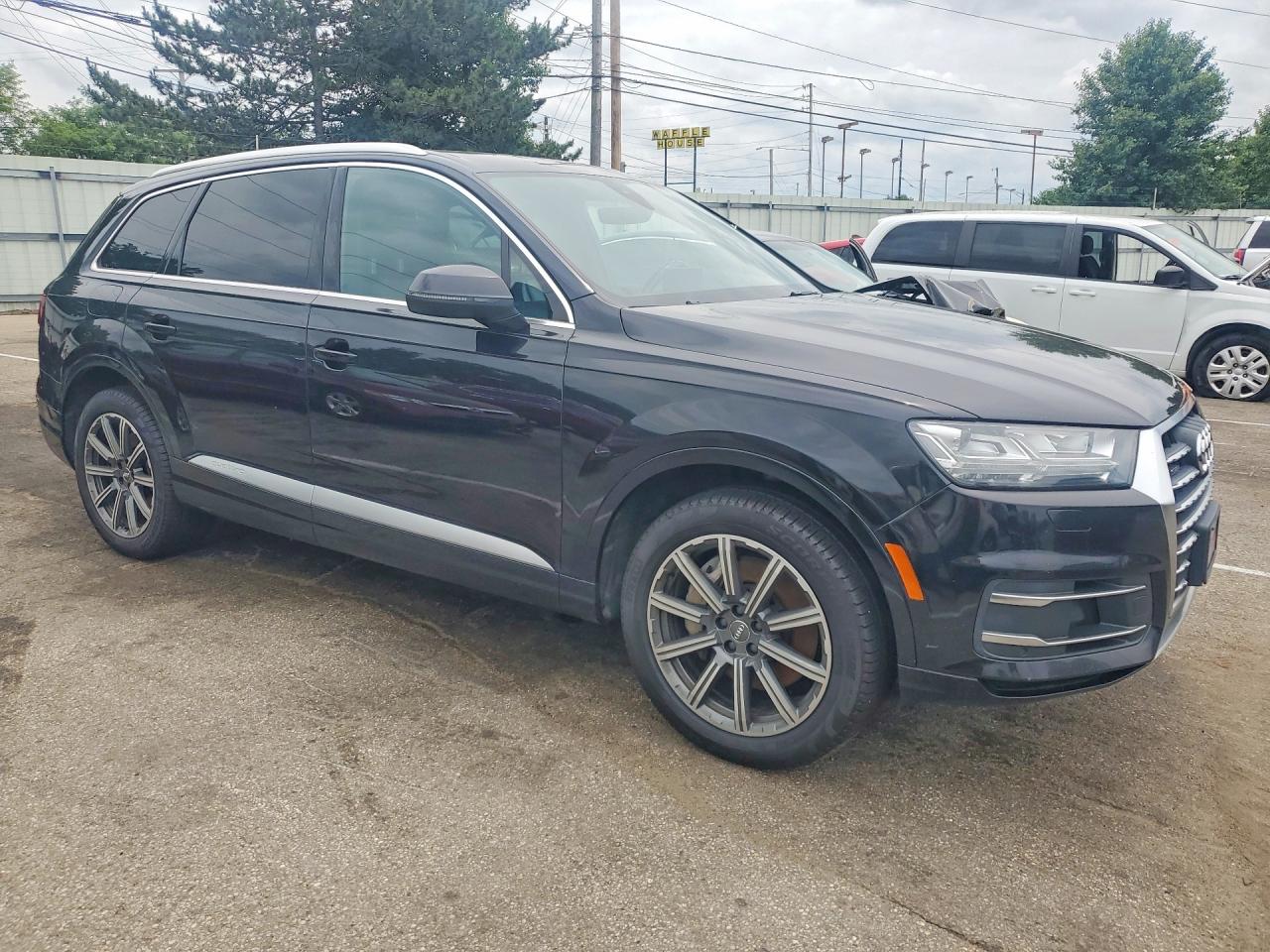 2017 AUDI Q7