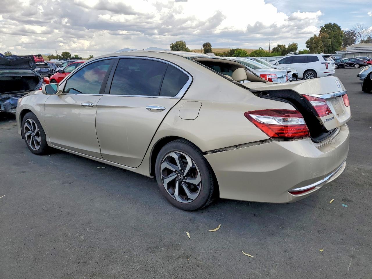 2016 HONDA ACCORD