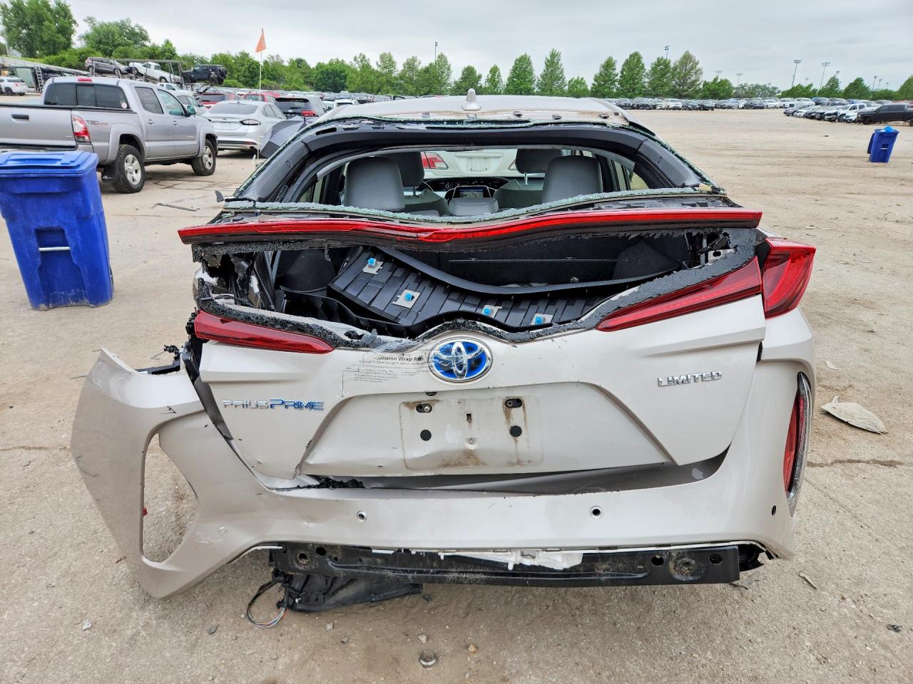 2022 TOYOTA PRIUS