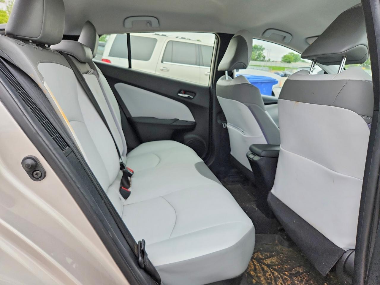 2022 TOYOTA PRIUS