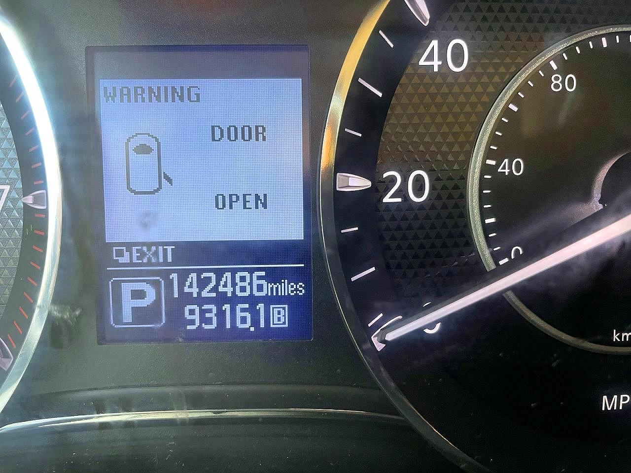 2017 NISSAN ARMADA