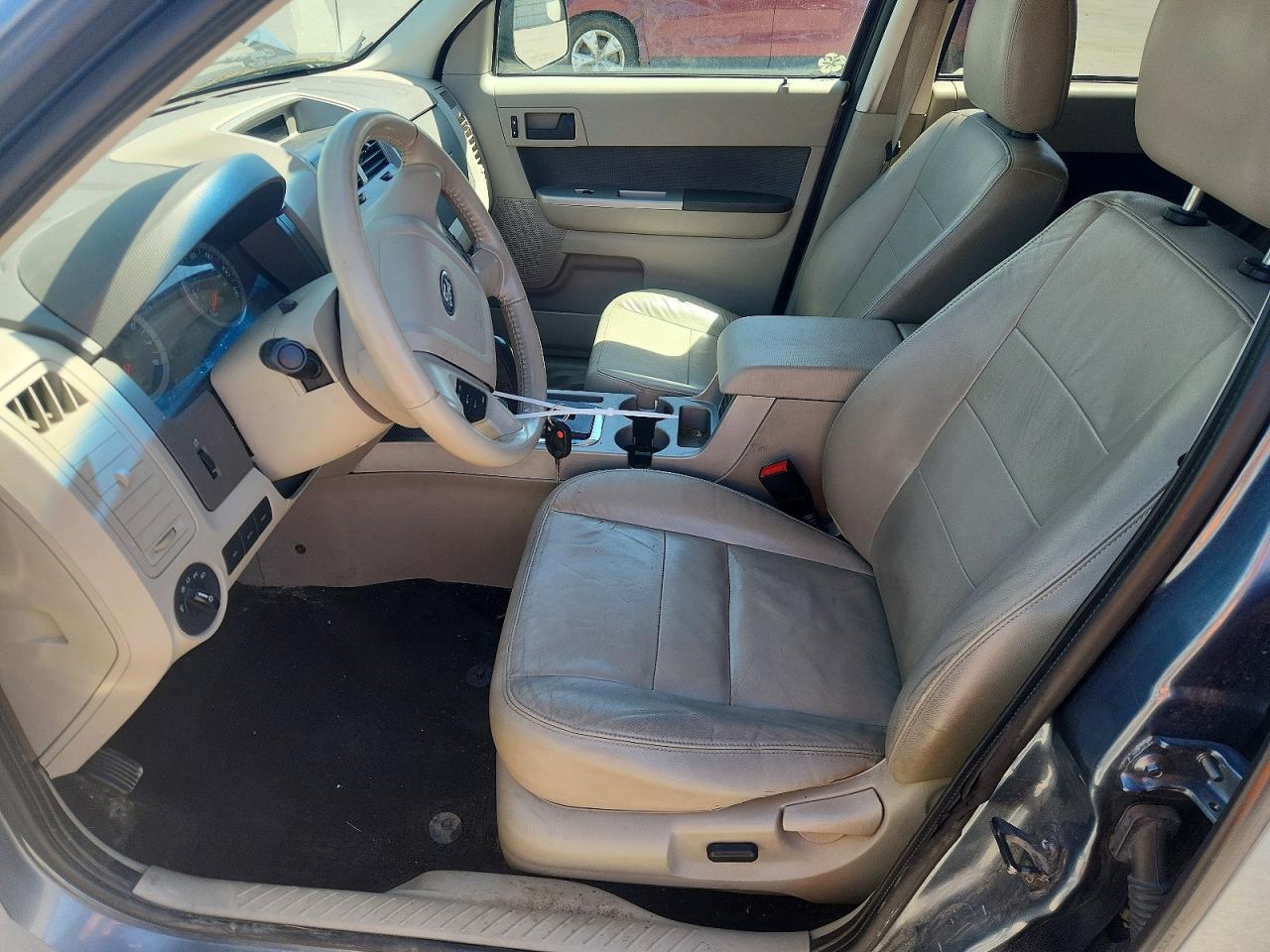 2012 FORD ESCAPE