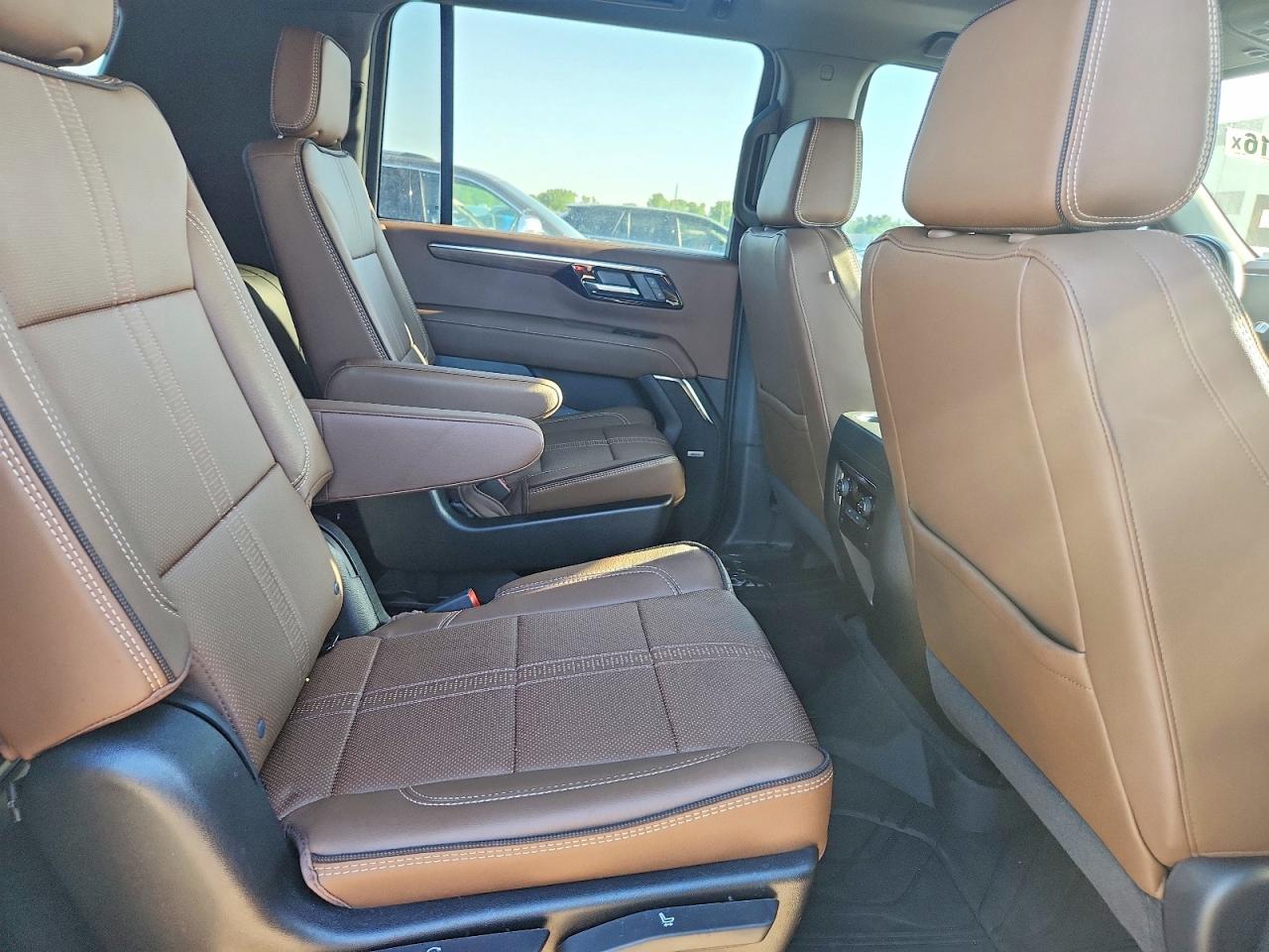 2026 CHEVROLET SUBURBAN