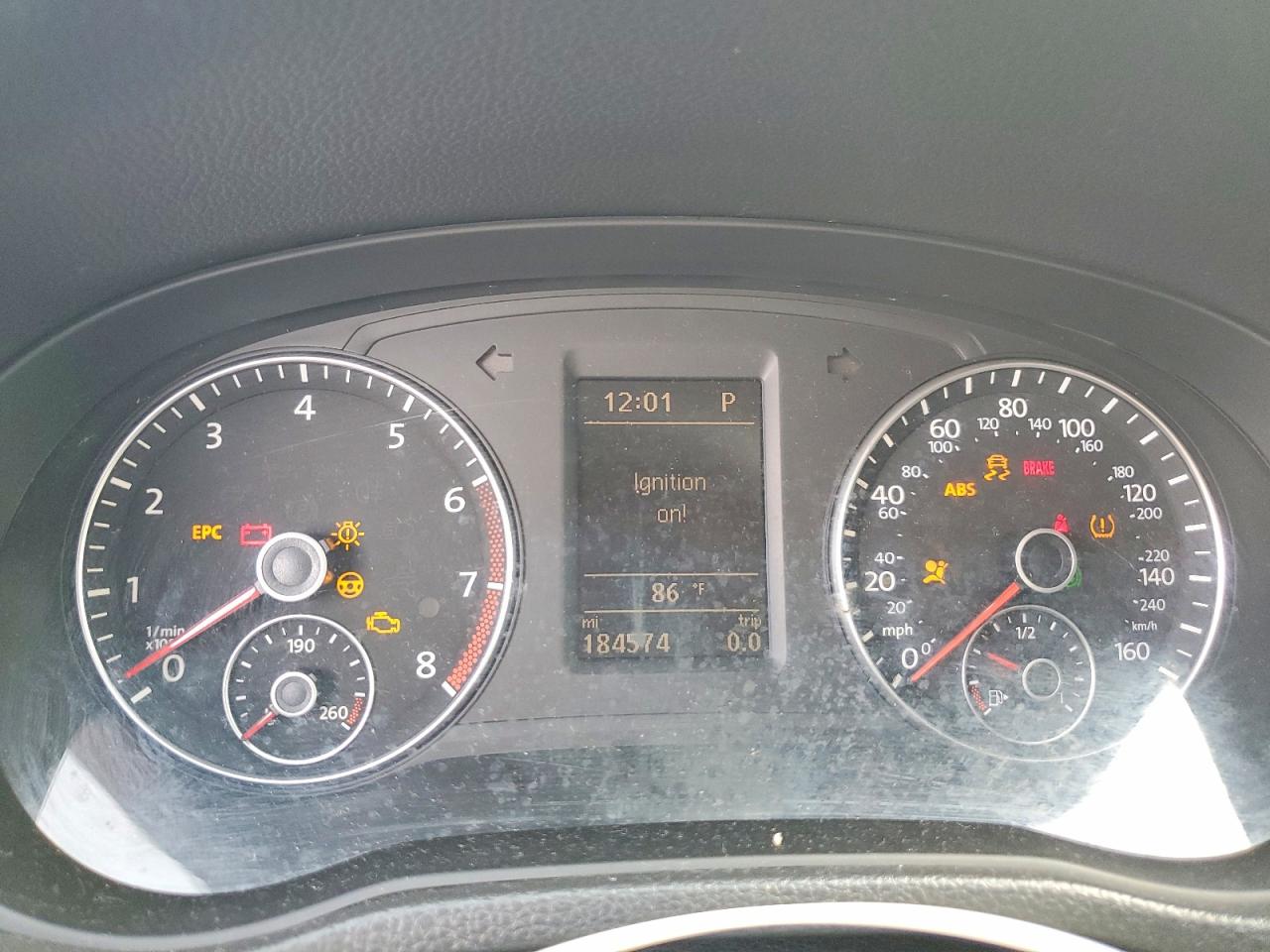 2014 VOLKSWAGEN PASSAT