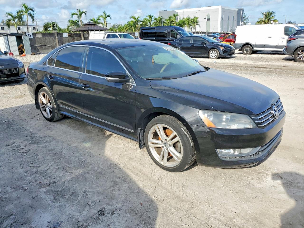 2014 VOLKSWAGEN PASSAT
