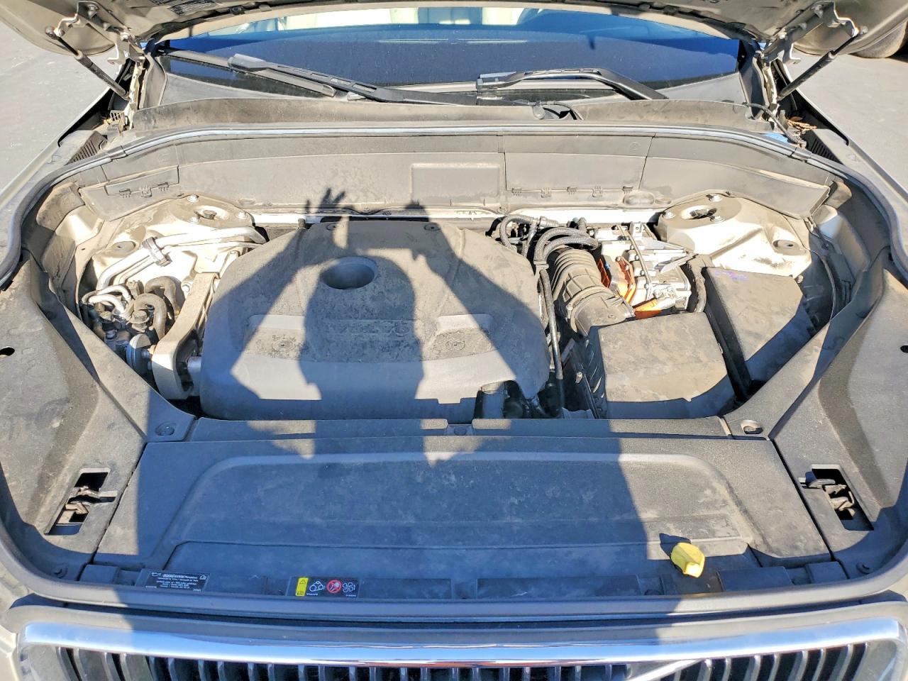 2016 VOLVO XC90
