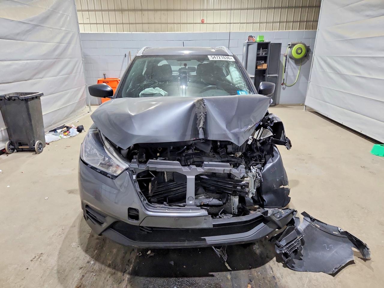 2019 NISSAN KICKS