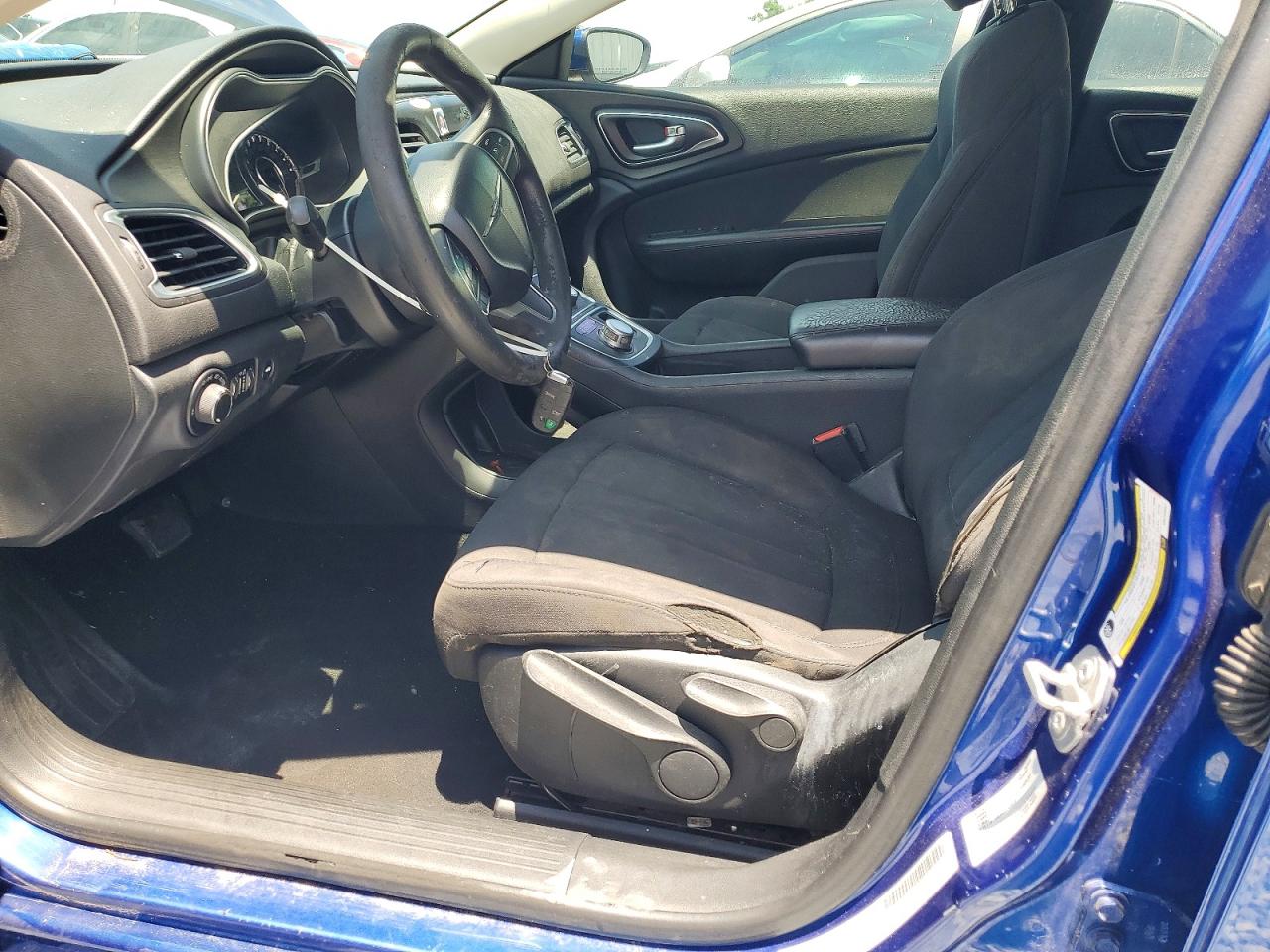 2016 CHRYSLER 200