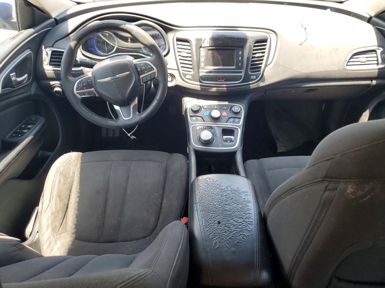 2016 CHRYSLER 200