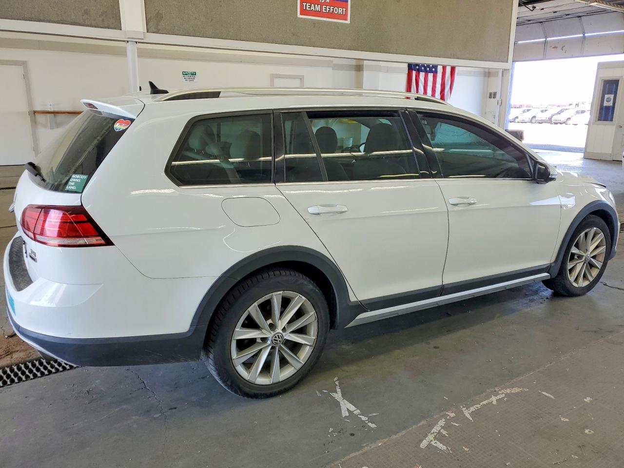 2018 VOLKSWAGEN GOLF