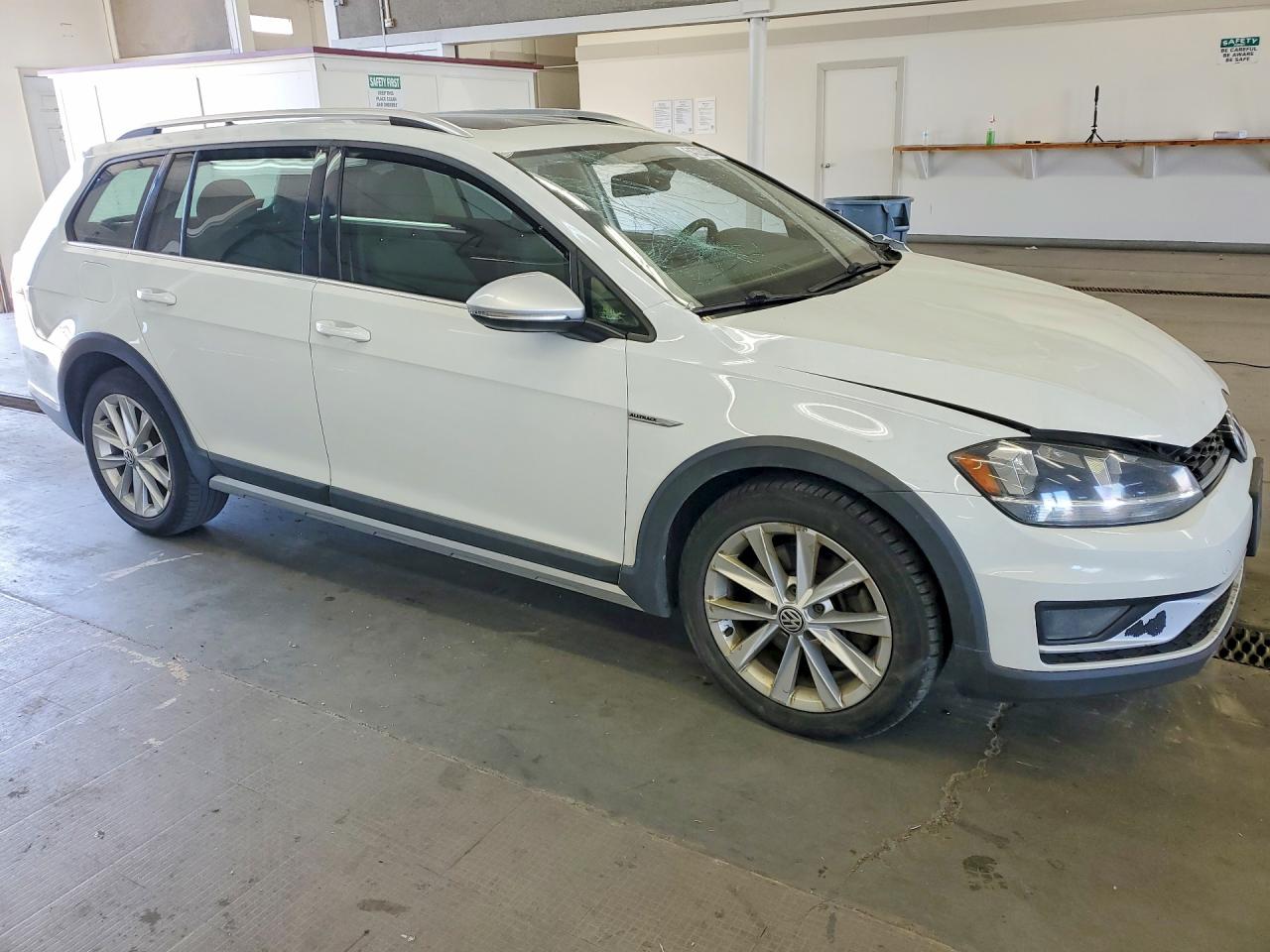 2018 VOLKSWAGEN GOLF