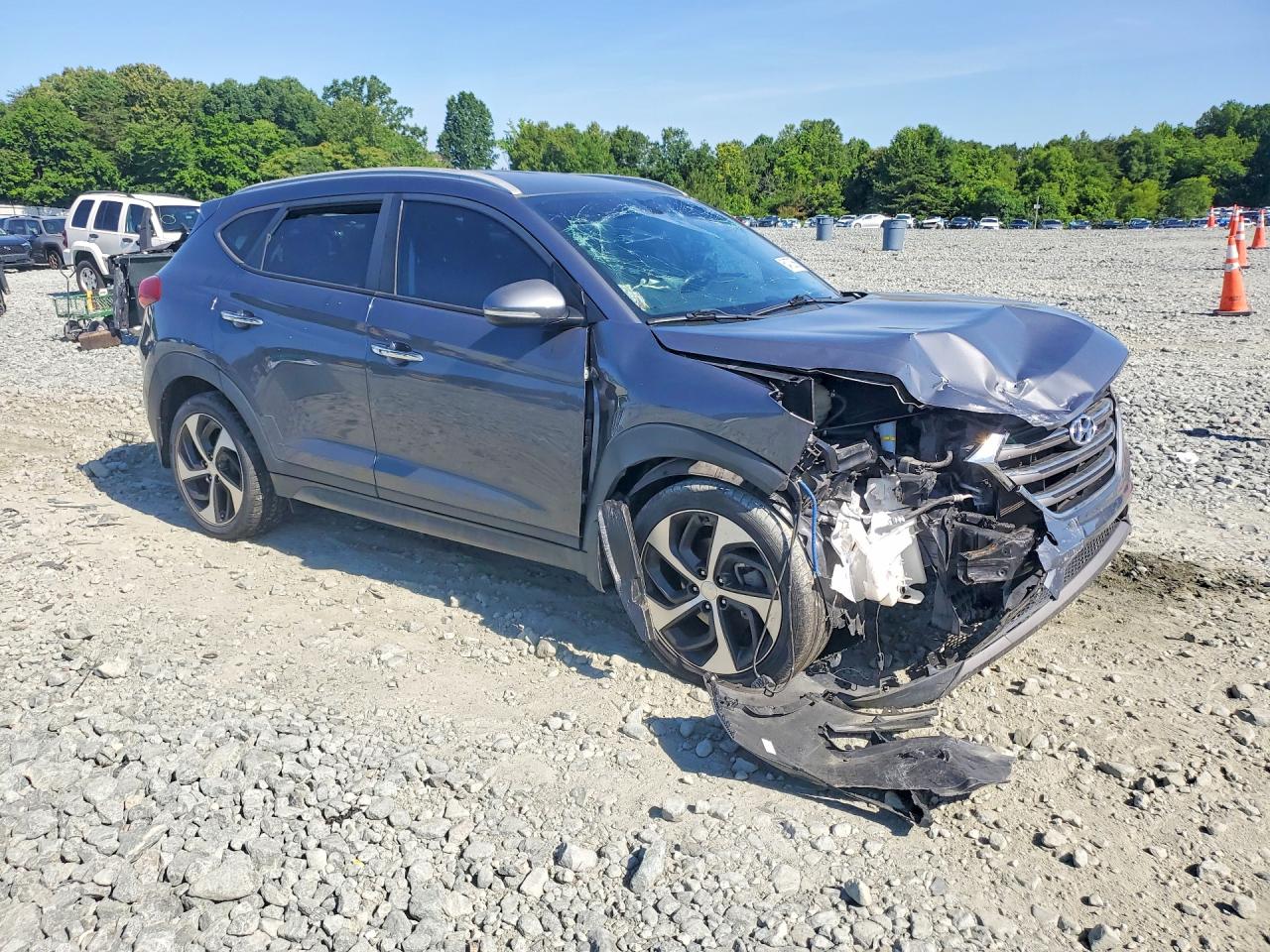 2016 HYUNDAI TUCSON