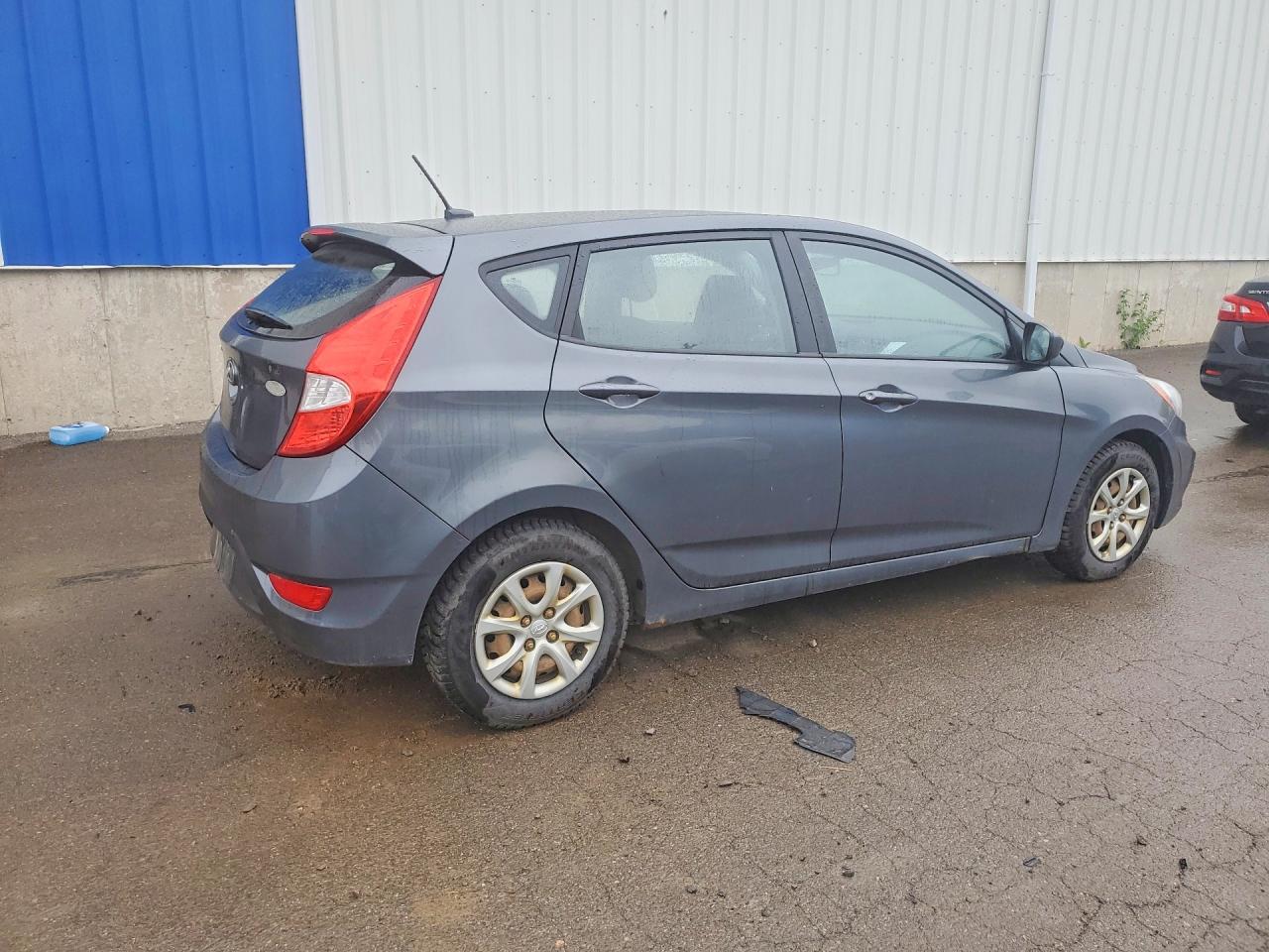 2012 HYUNDAI ACCENT
