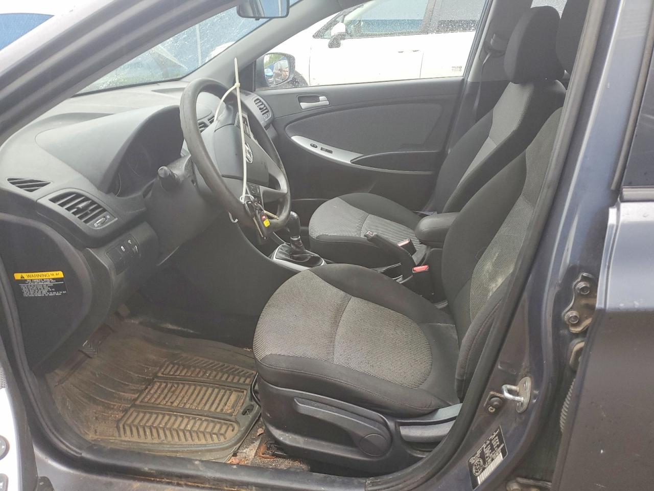 2012 HYUNDAI ACCENT