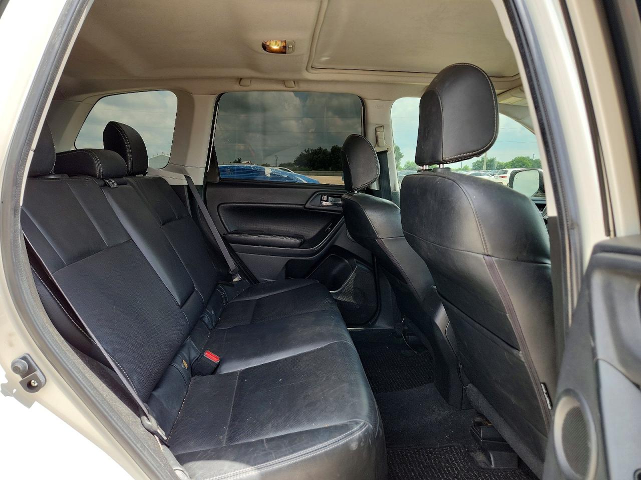 2015 SUBARU FORESTER
