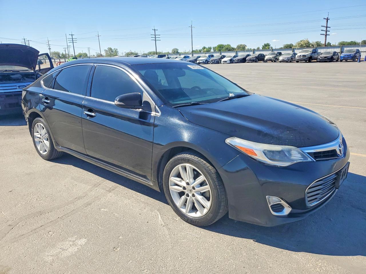 2015 TOYOTA AVALON