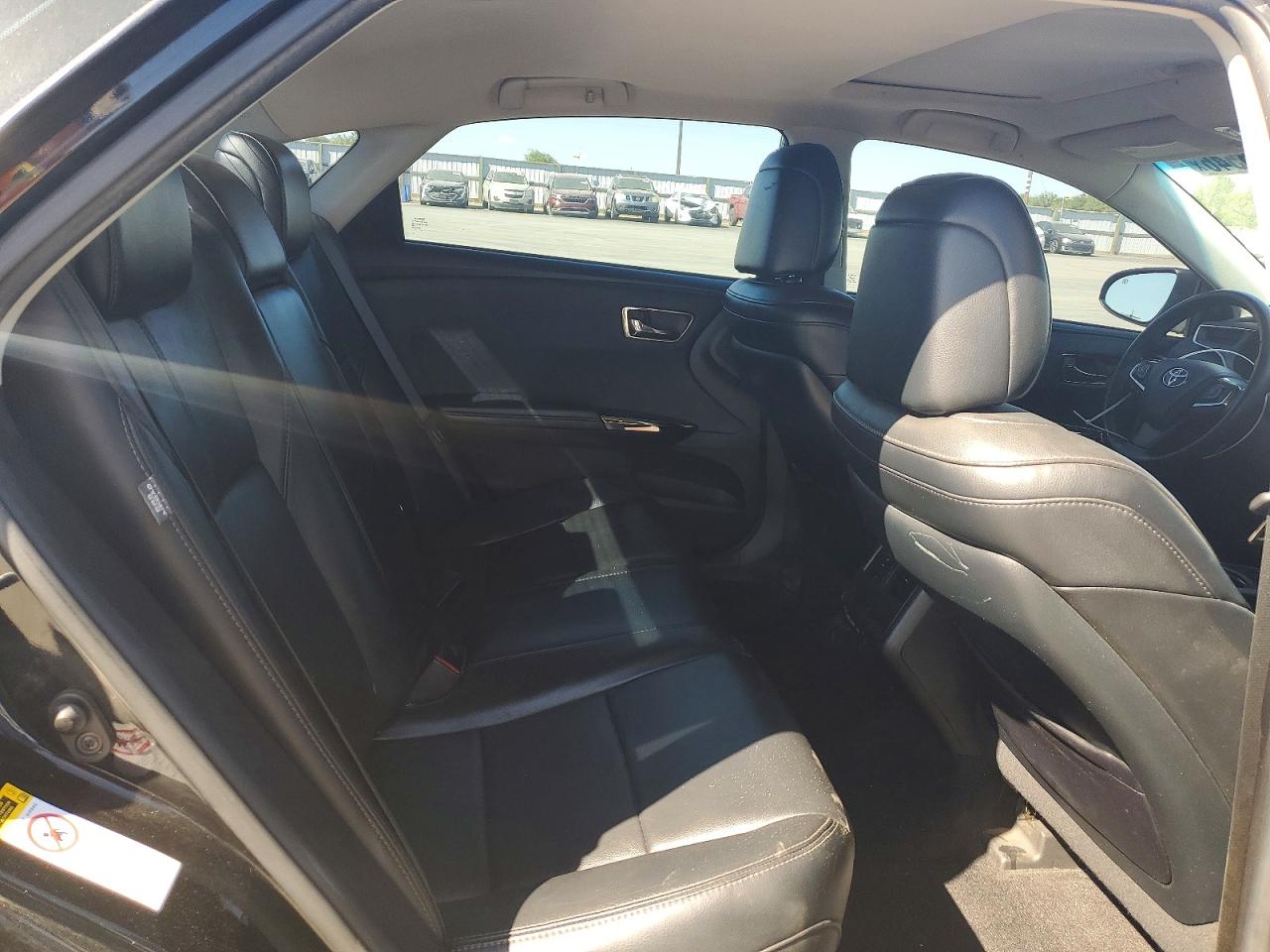 2015 TOYOTA AVALON