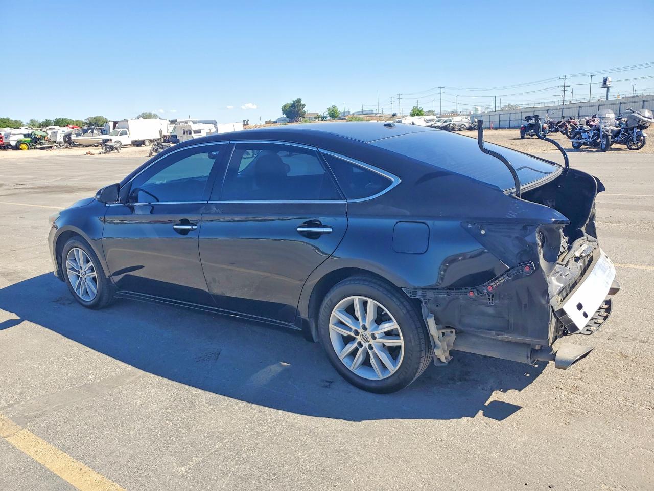 2015 TOYOTA AVALON