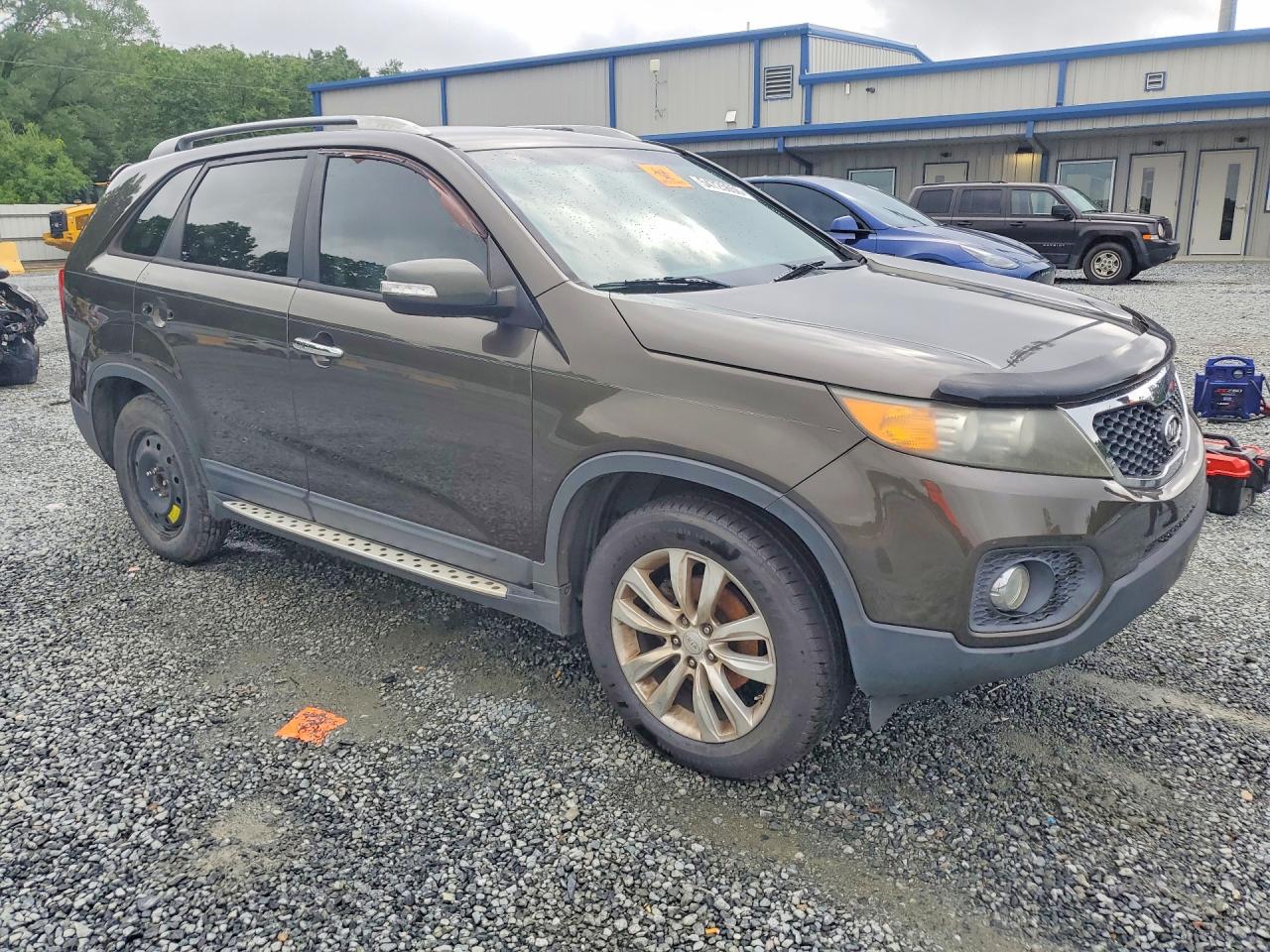 2011 KIA SORENTO