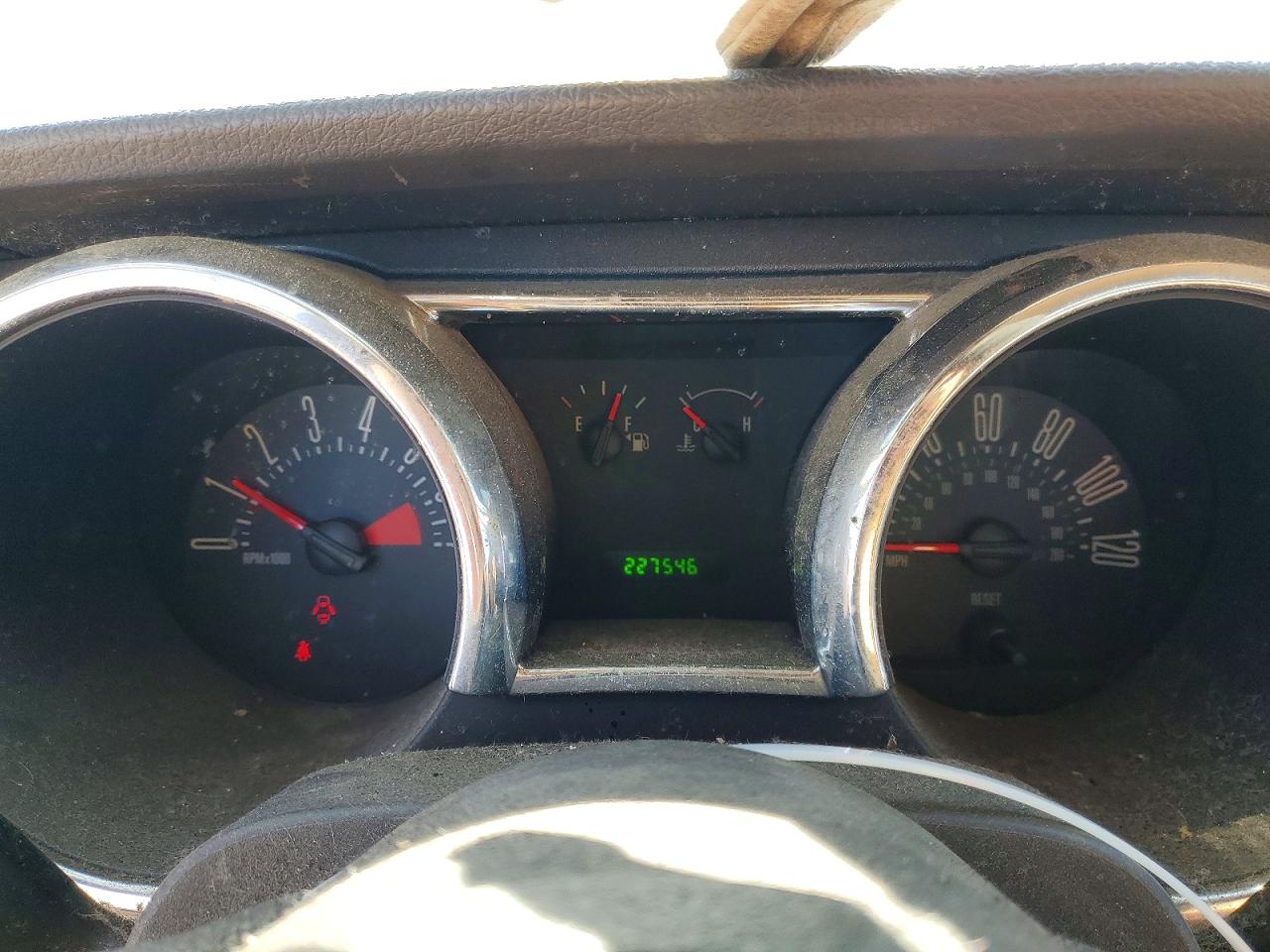 2005 FORD MUSTANG
