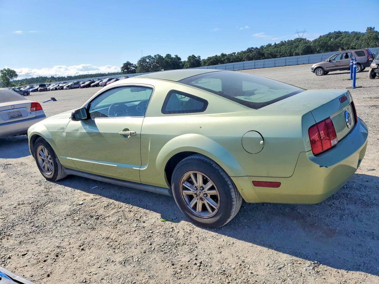 2005 FORD MUSTANG