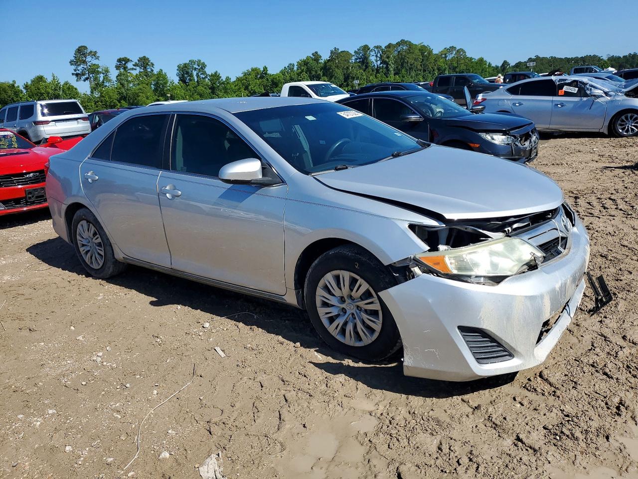 2014 TOYOTA CAMRY